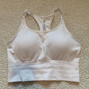 Balance athletica linear top